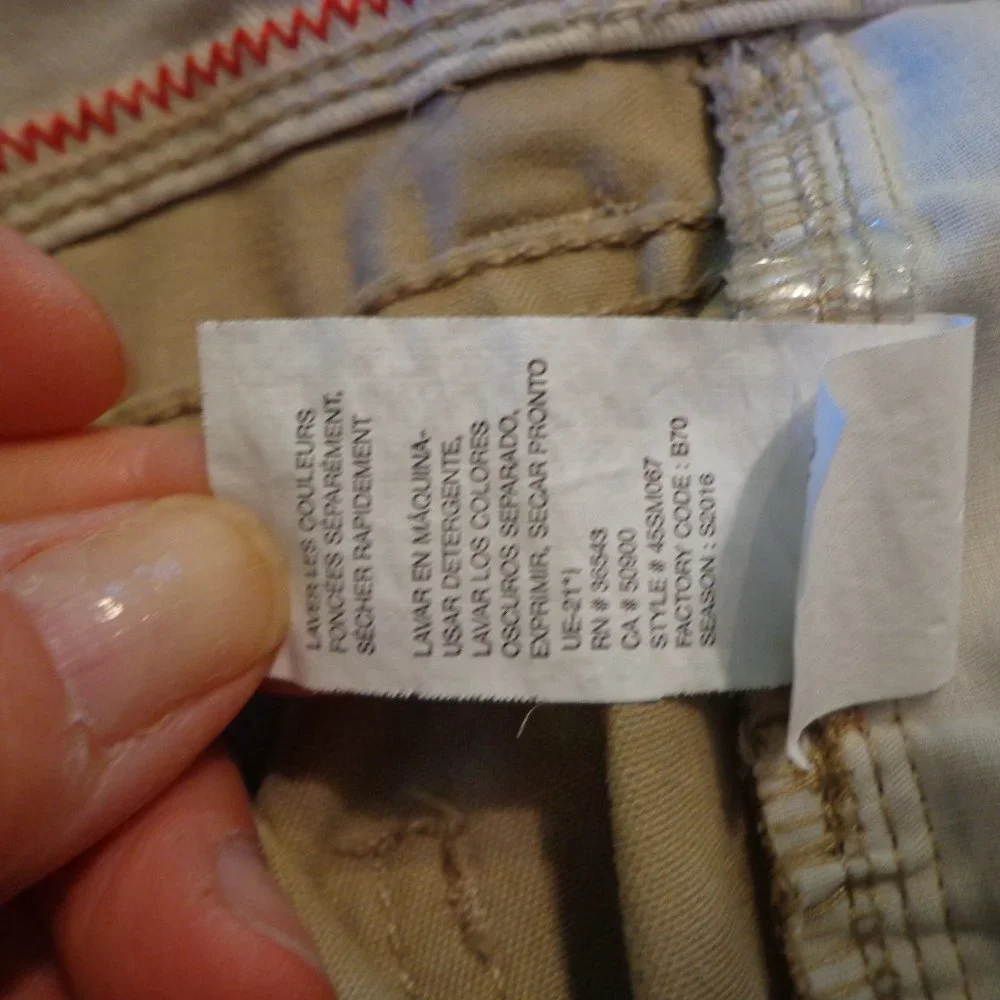 IZOD Saltwater Straight Fit Chino Pants 36W x 32L Khaki Zip/Button Closure